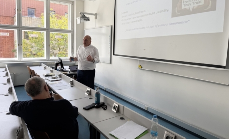 Kurz Compliance and Business Ethics přivítal výjimečného hosta